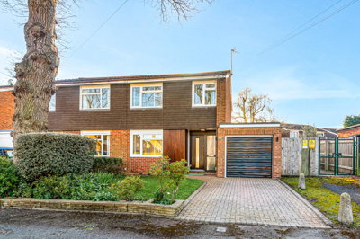 Property on Penny Lane, WR13 6PG