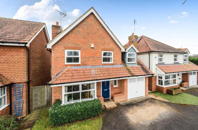 Property on Locks Yard, TN27 9AD