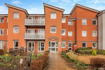 Property on Western Avenue, RG14 1AR