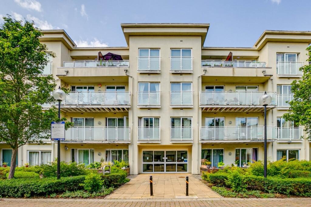 Property main image