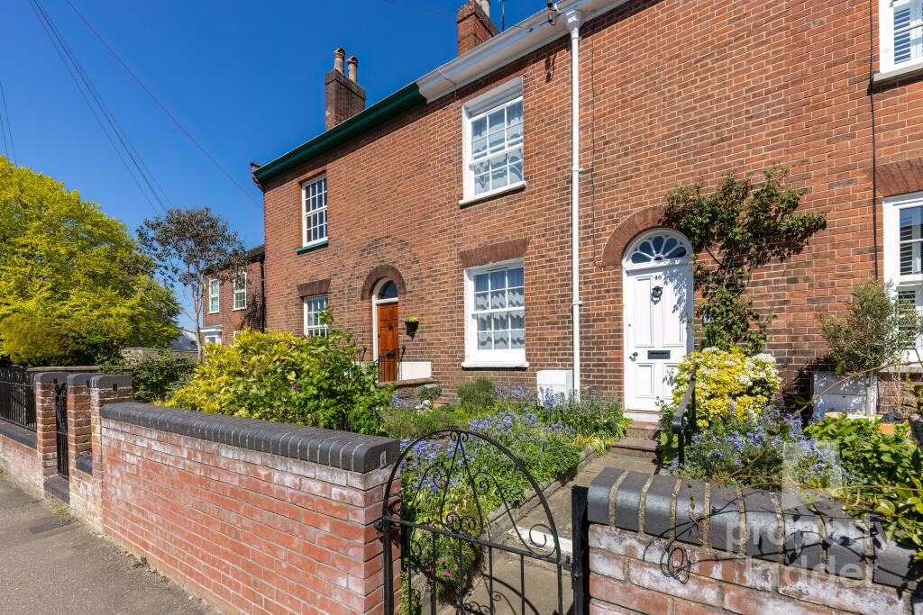 Terraced House
