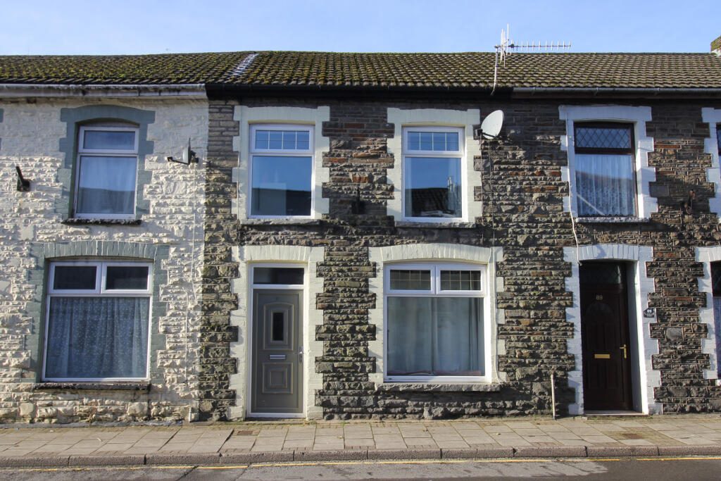 Terraced House