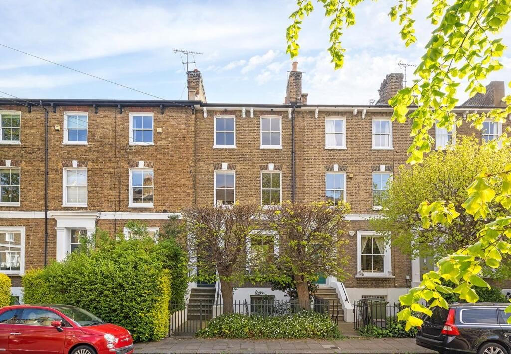 Property main image