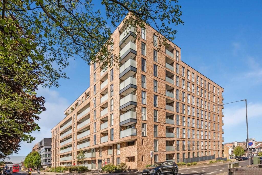 Property main image