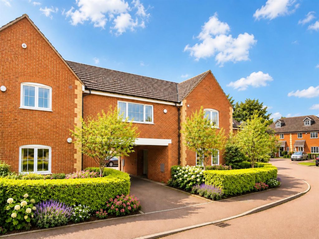Property main image
