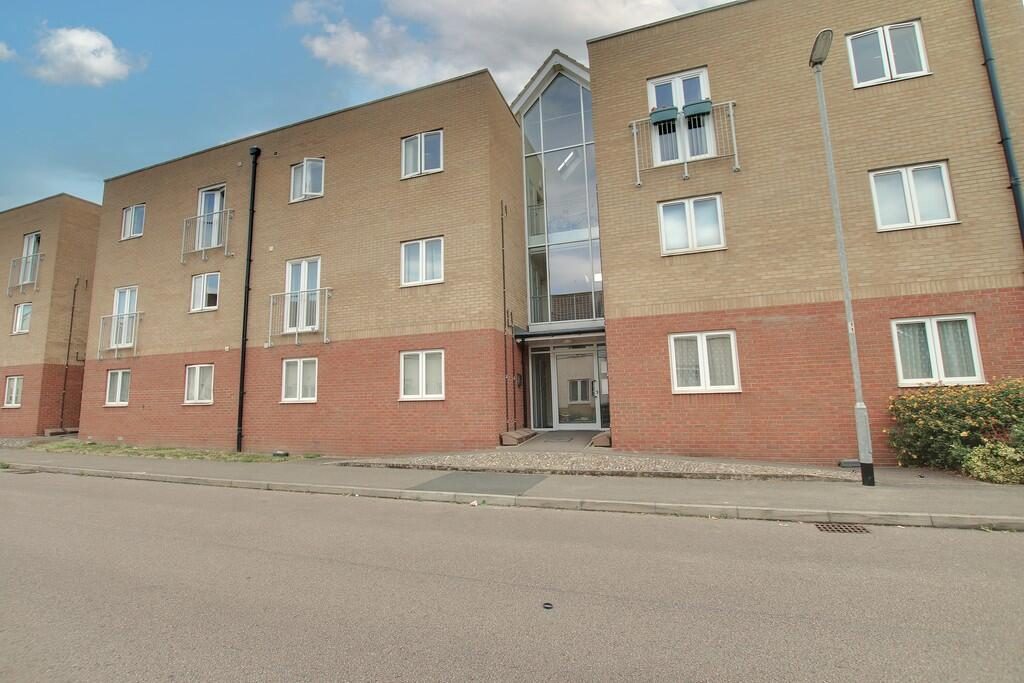 Property main image
