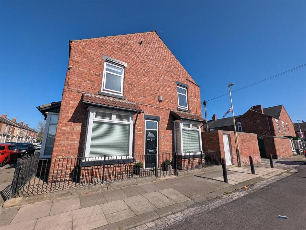 Terraced House