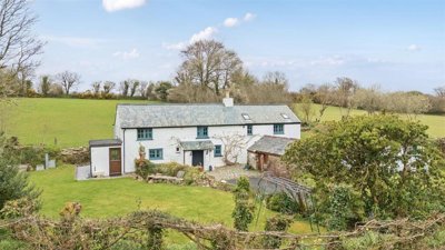 Property on PL15 7SL