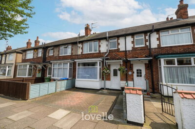 Property on Chelmsford Avenue, DN34 4SE
