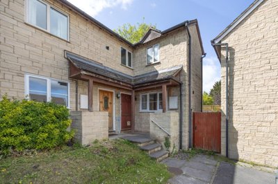 Property on Dovecote Close, BA14 9TN