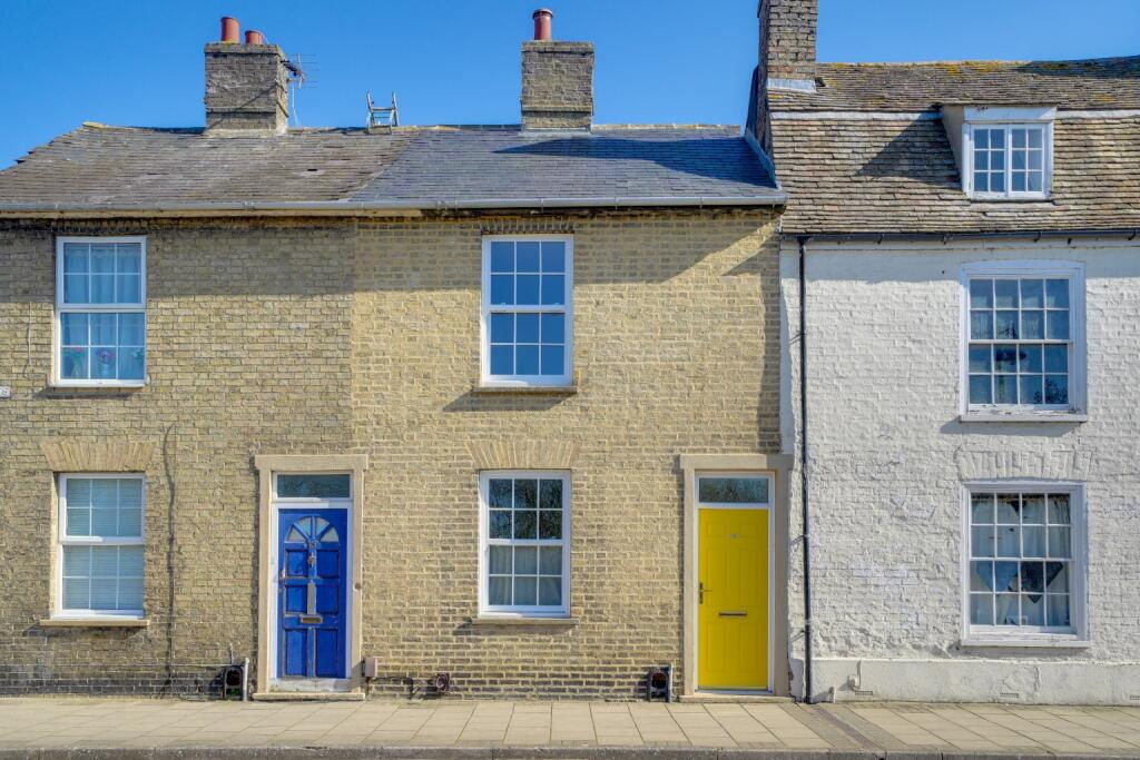 Terraced House