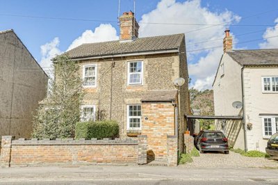 Property on Woburn Road, LU7 0AP