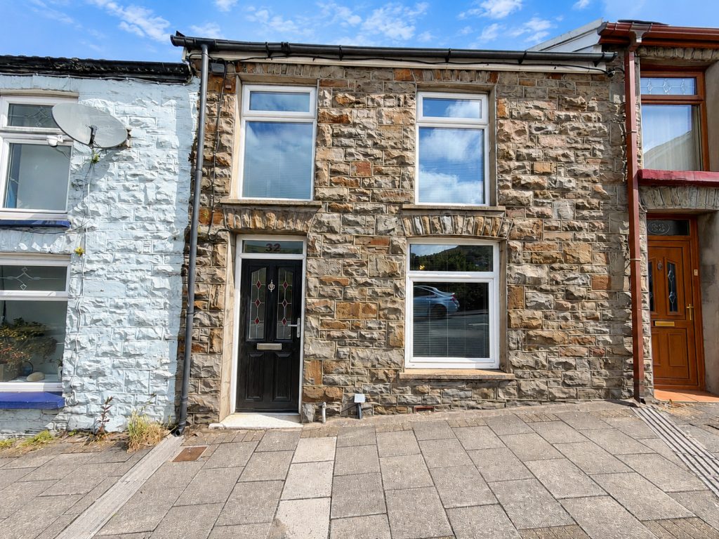 Terraced House