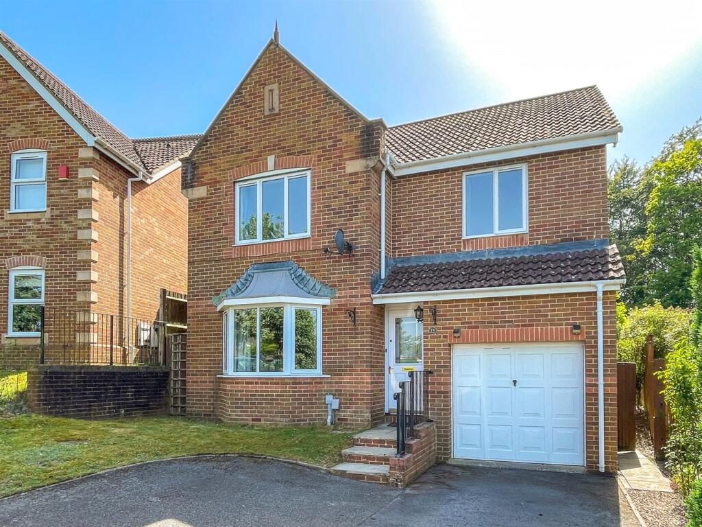 Property main image