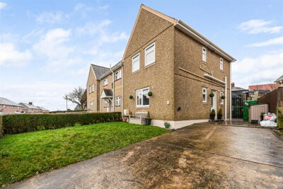 Property on Emlyn Road, SA1 6TJ