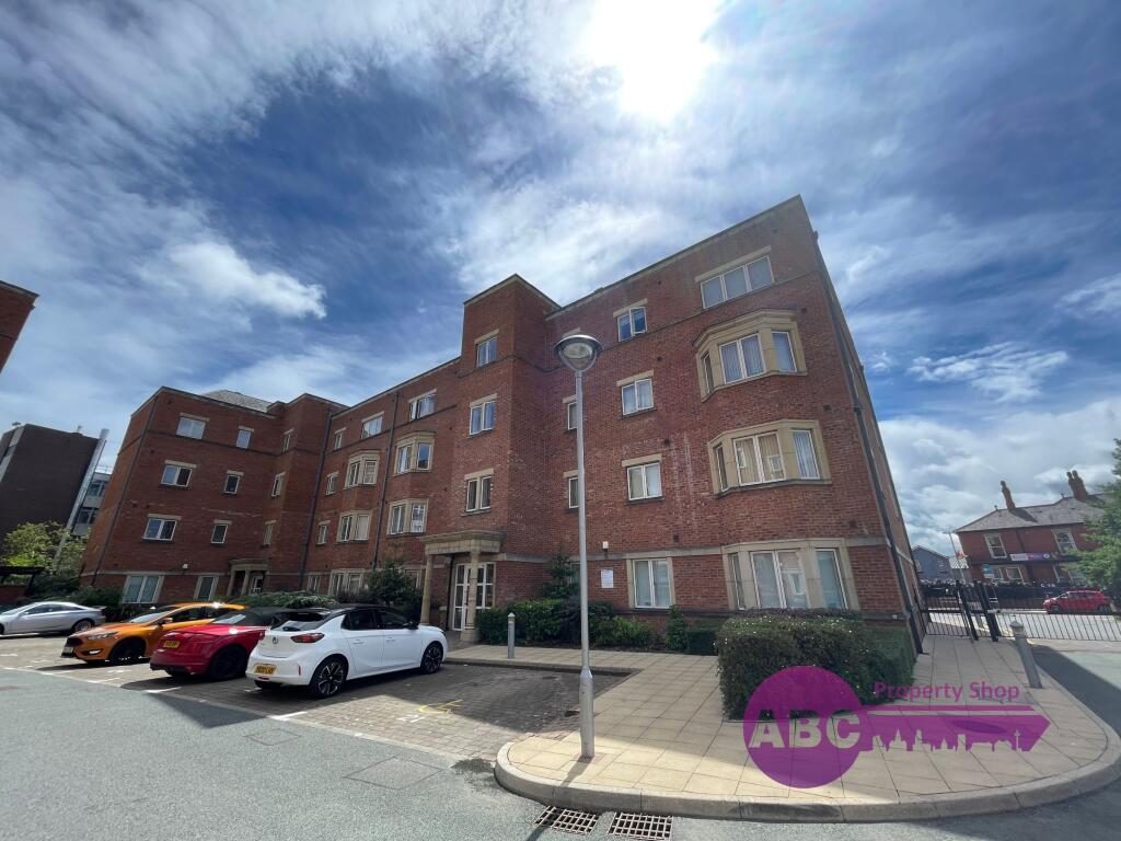 Property main image
