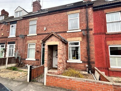 Property on Low Road, DN12 3DP