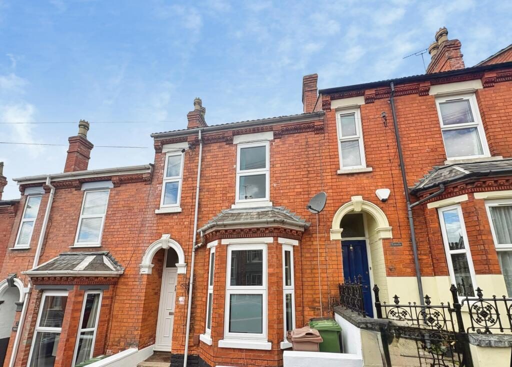 Property main image