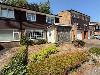 Property on Beechwood Court, LU6 1QA