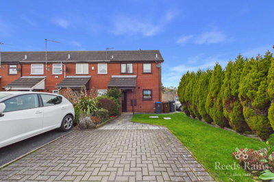 Property on Severn Close, ST8 7PG