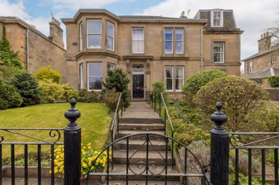 Property on EH10 4DW
