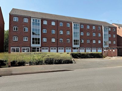 Property on Chandley Wharf, CV34 5AT