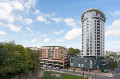 Property on Broad Weir, BS1 3DH