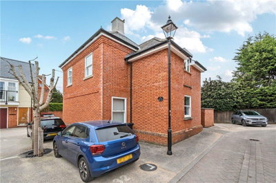 Property on Brewery Lane, SO51 8JU