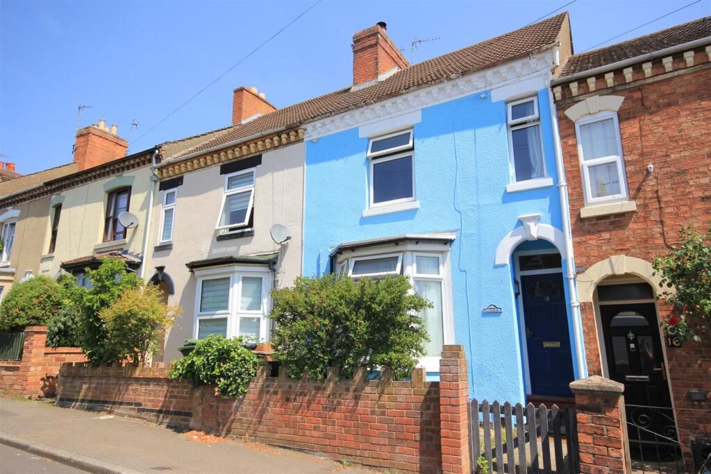 Property main image