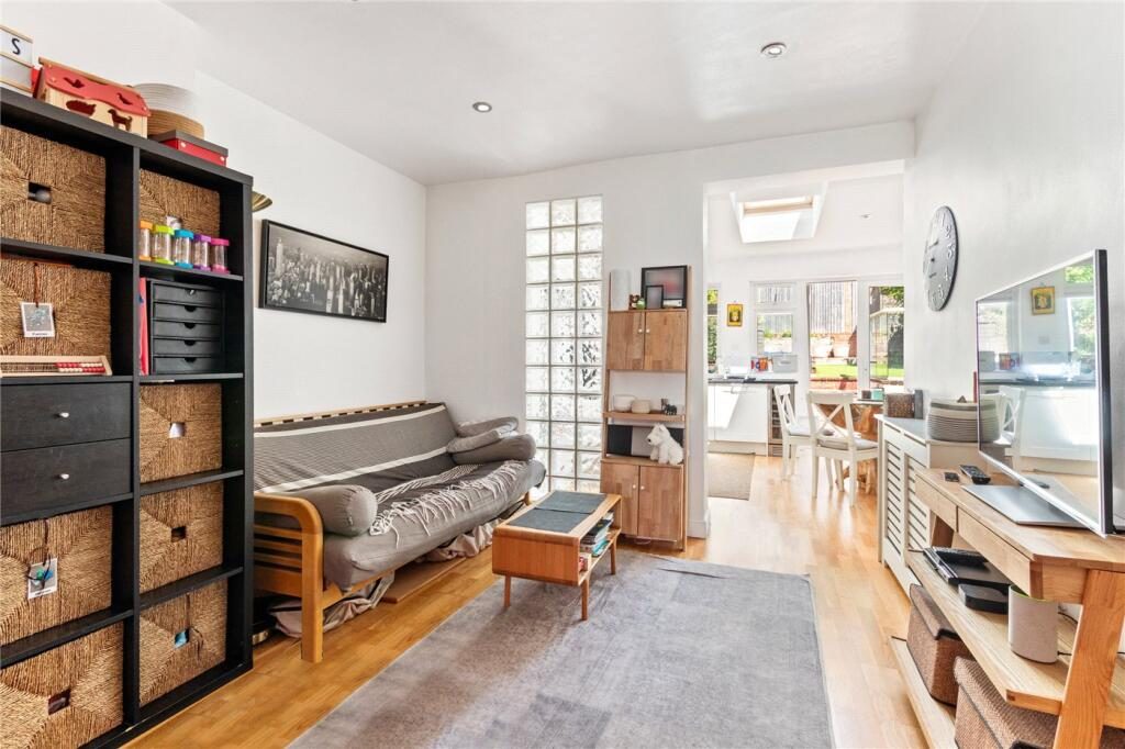 Property main image