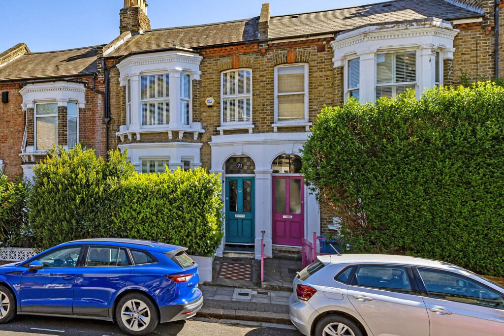 Terraced House