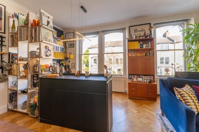 Property on Connaught Road, N4 4NS