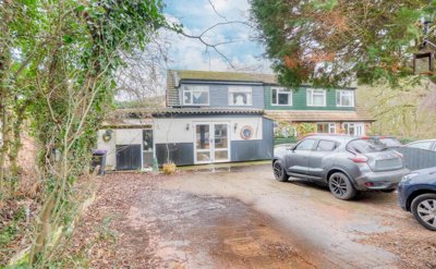 Property on Valley Road, NG12 1BB