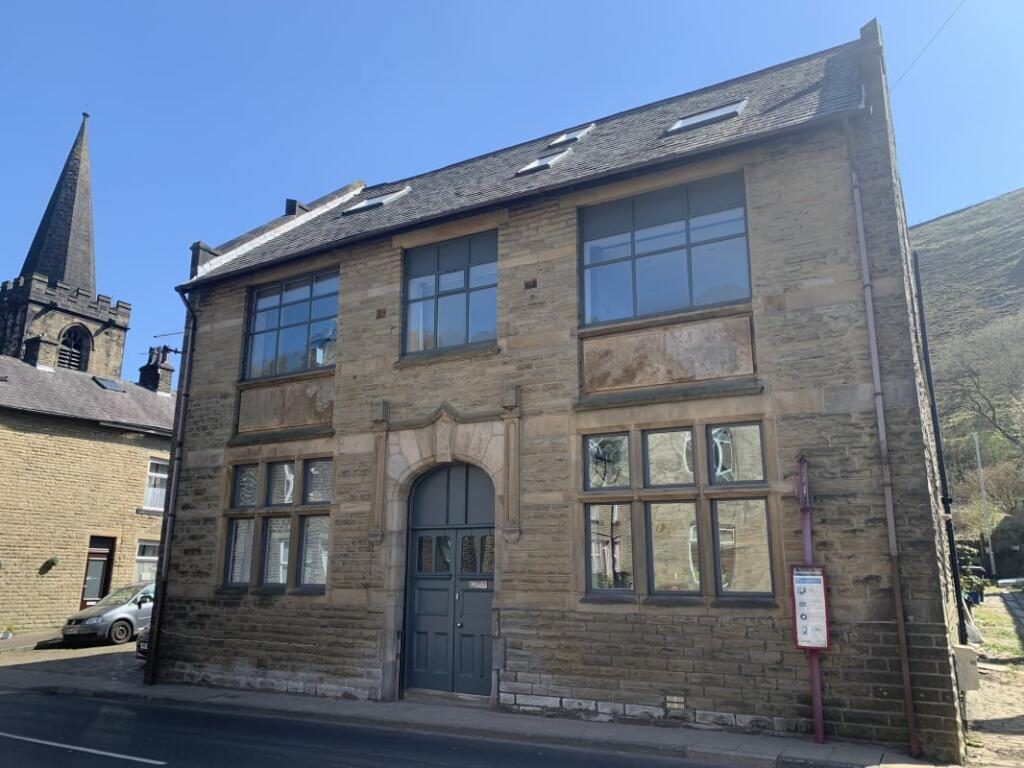 Property main image