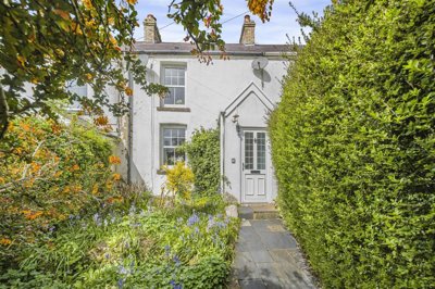 Property on Robins Lane, SA3 1AB