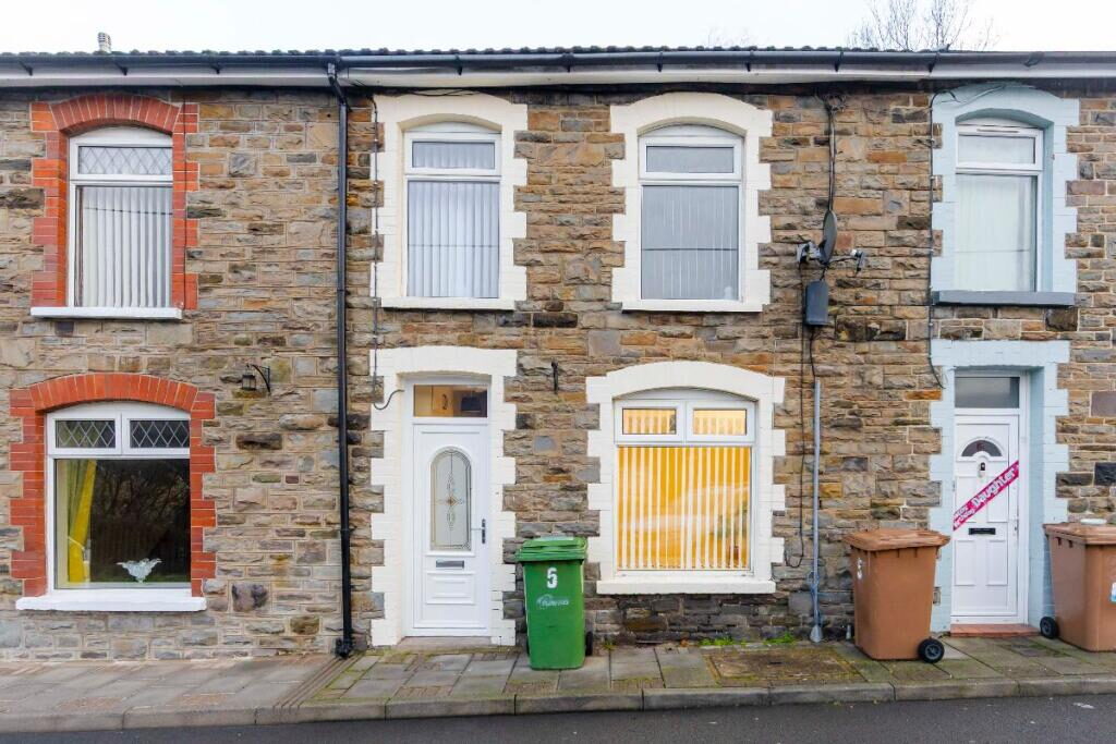Terraced House