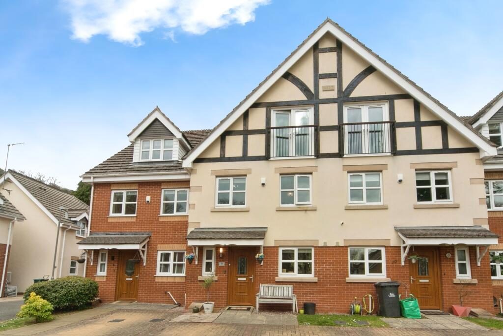 Terraced House