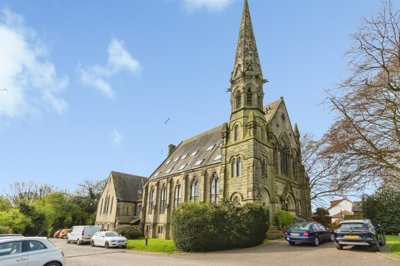 Property on Carr Lane, LS14 3HB