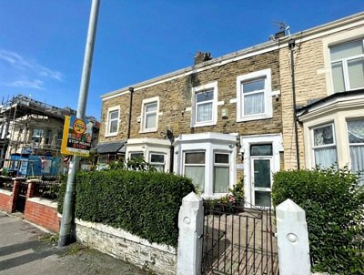 Property on PR1 6LL