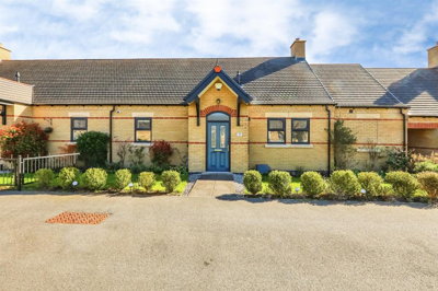 Property on Robertson Grove, S80 3FR