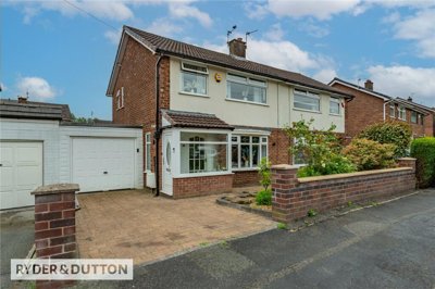 Property on Cornish Way, OL2 6JP