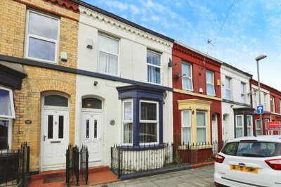 Property on Wedgewood Street, L7 2QH