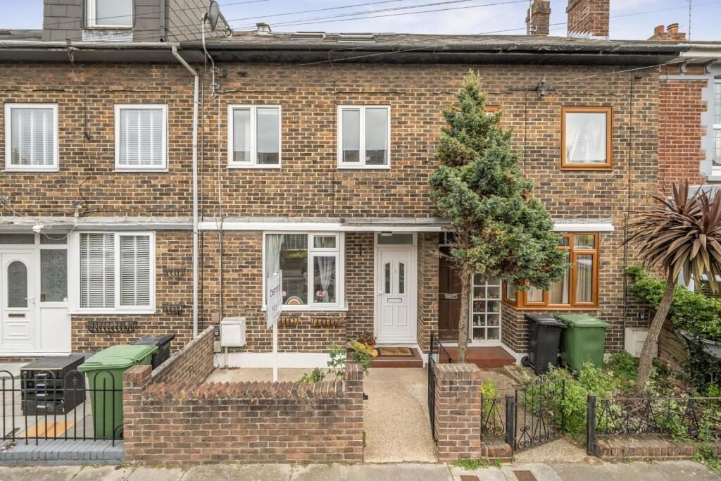 Terraced House