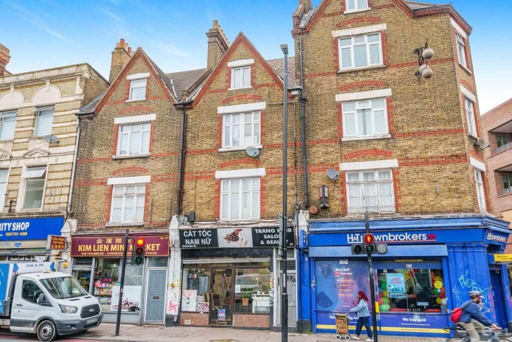 Terraced House