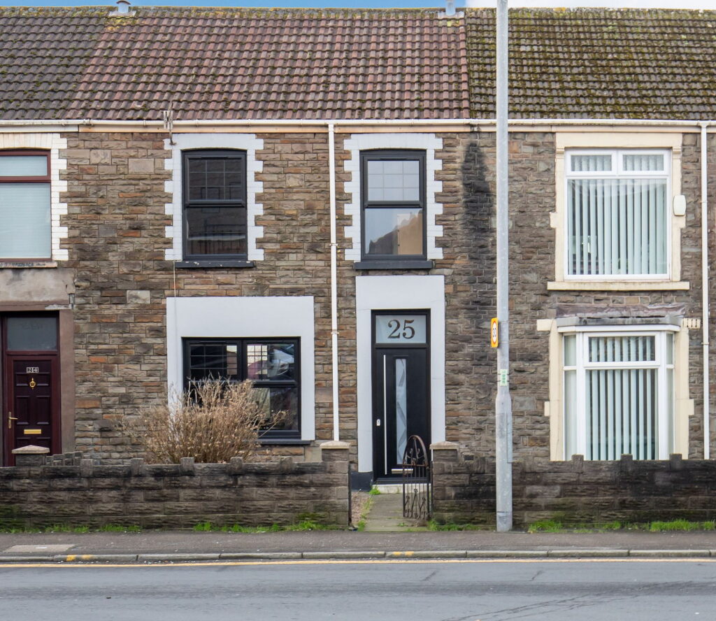 Terraced House