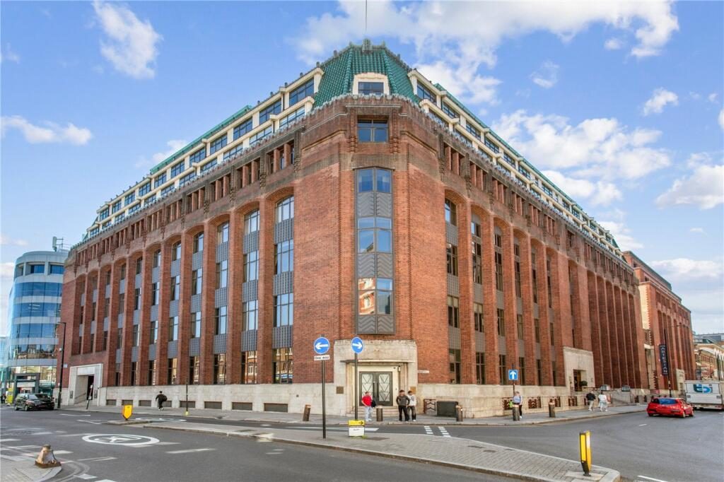Property main image