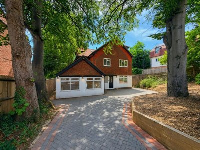 Property on Russell Hill, CR8 2JB