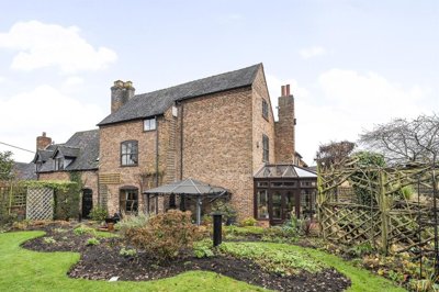 Property on Church Road, B77 1PU