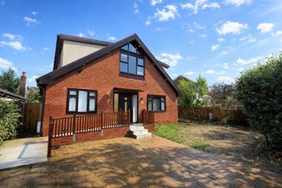 Property on Daylesford Crescent, SK8 1LQ