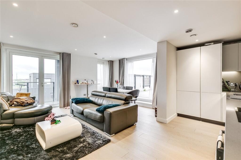Property main image